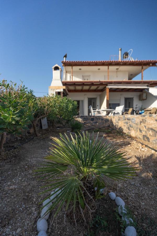 Вилла Blue Coast House Goudhouros Экстерьер фото