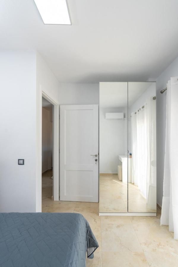 Вилла Blue Coast House Goudhouros Экстерьер фото